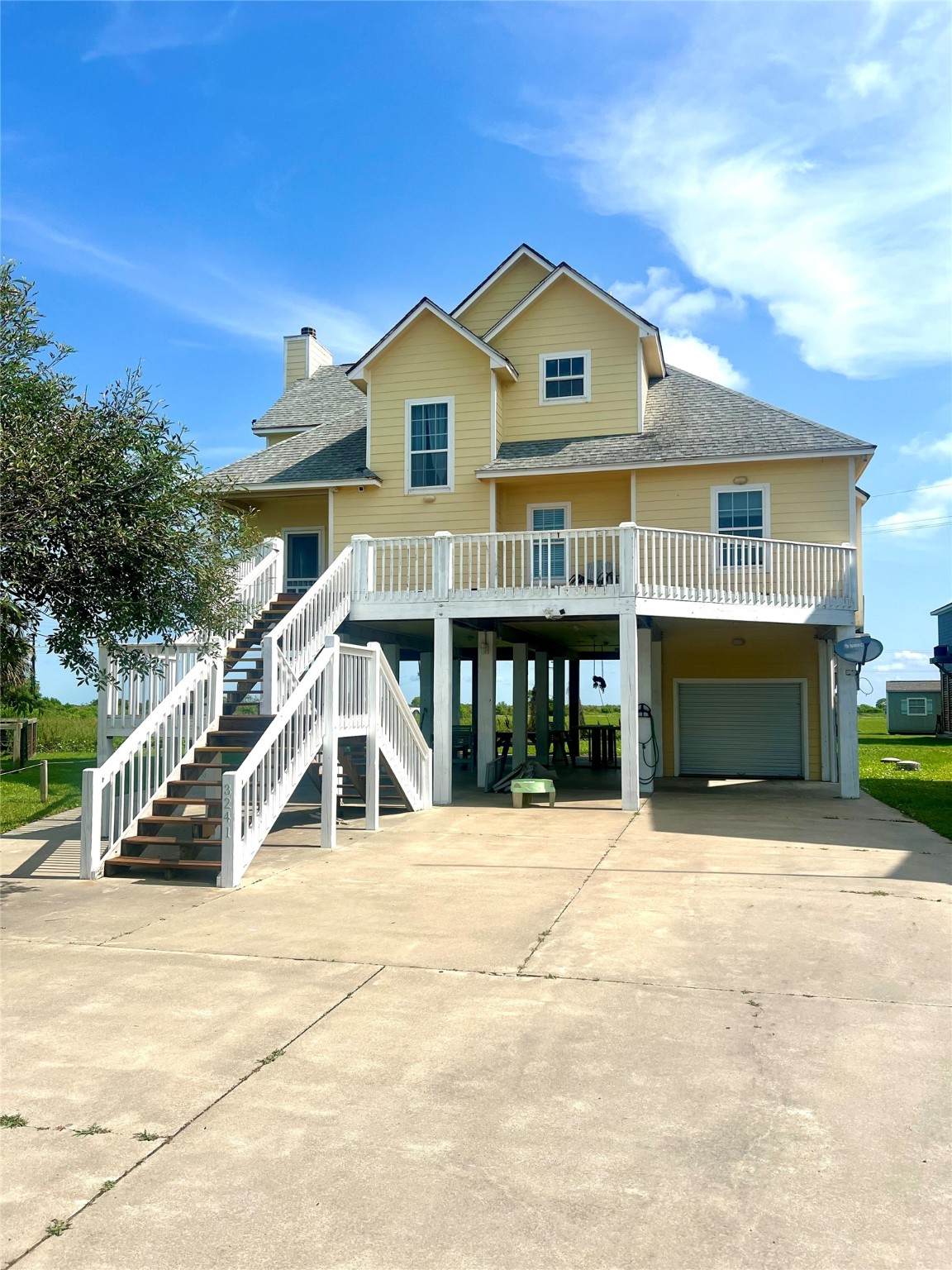 3241 Castle Drive - Photo 1