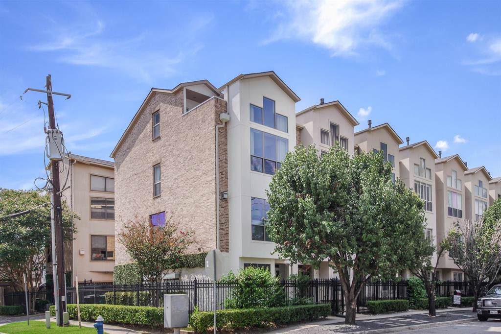 1224 Stanford Street - Photo 1