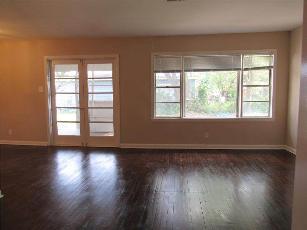2414 4th Street N Street - Photo 1
