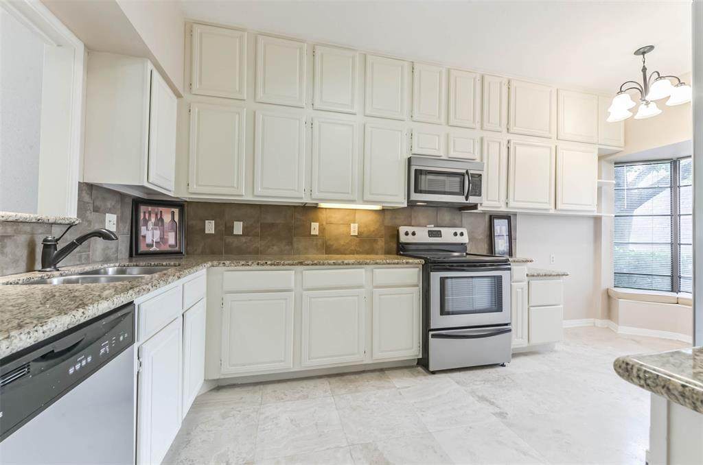 1044 Augusta Drive - Photo 1