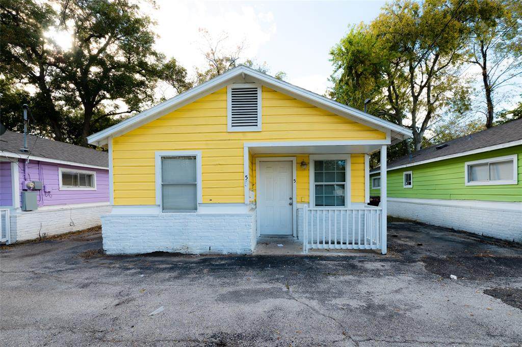 5514 Marcus Street - Photo 1