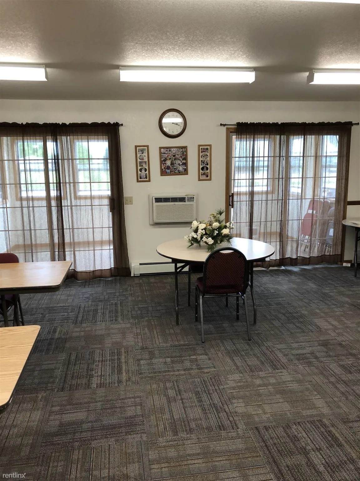 1108 Huron St - Photo 1