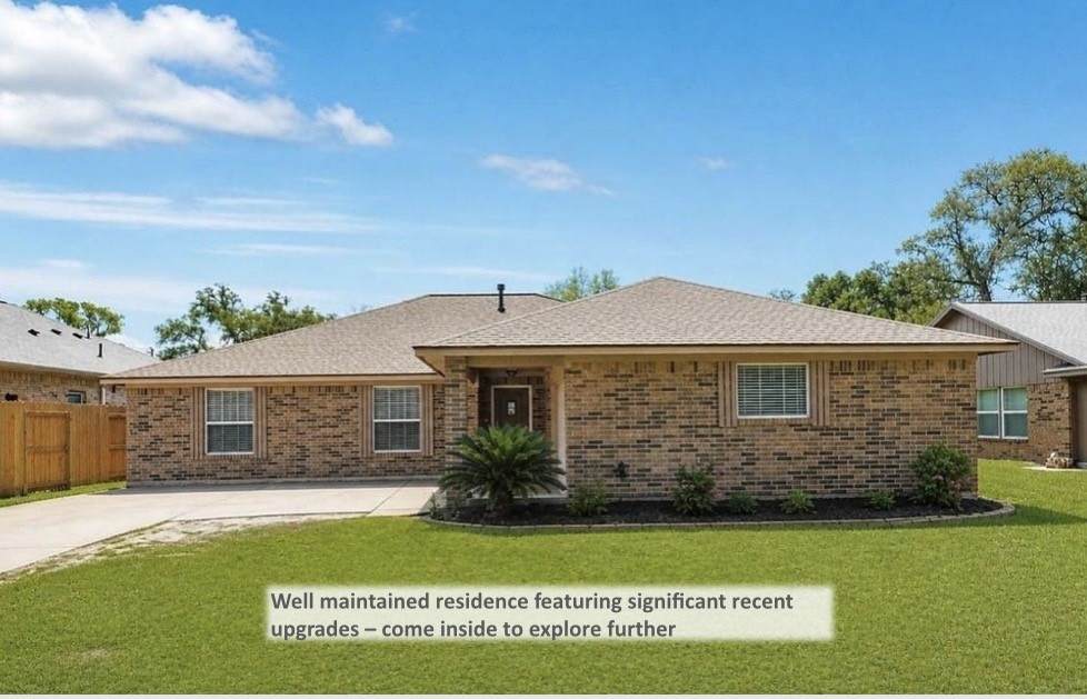 305 Freeman Boulevard - Photo 1