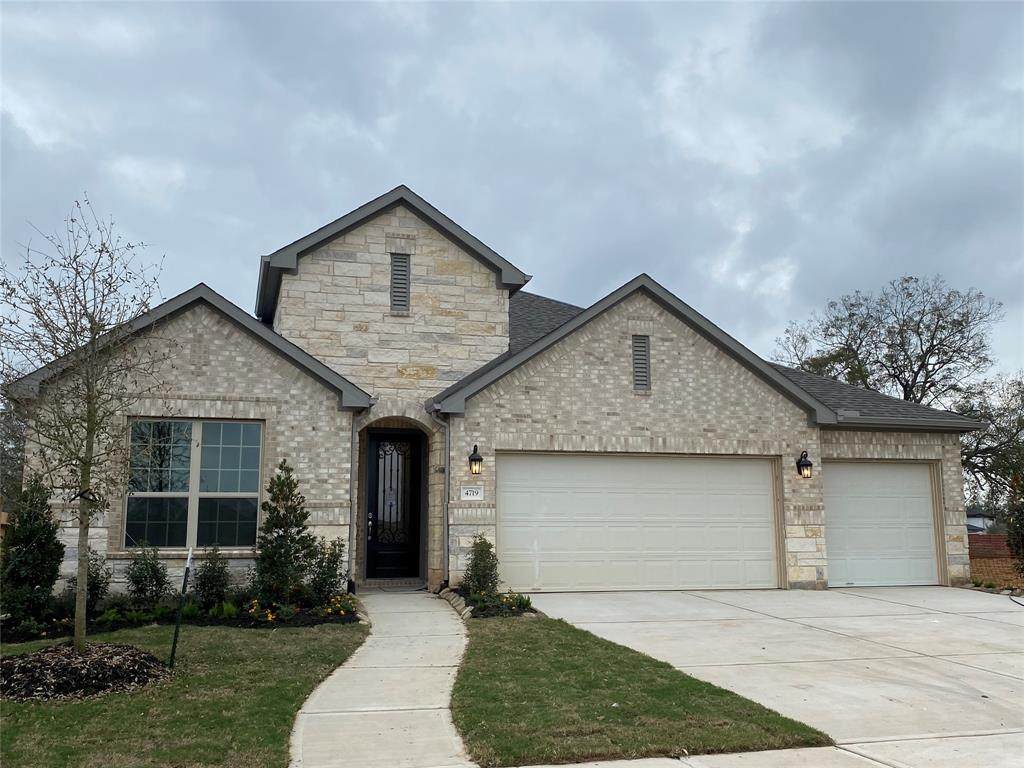 4719 Llano Loop - Photo 1