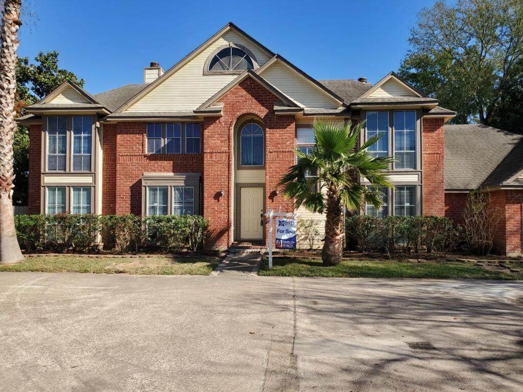 1535 Beaconshire Road - Photo 1