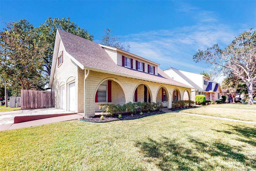914 Walnut Bend Lane - Photo 1
