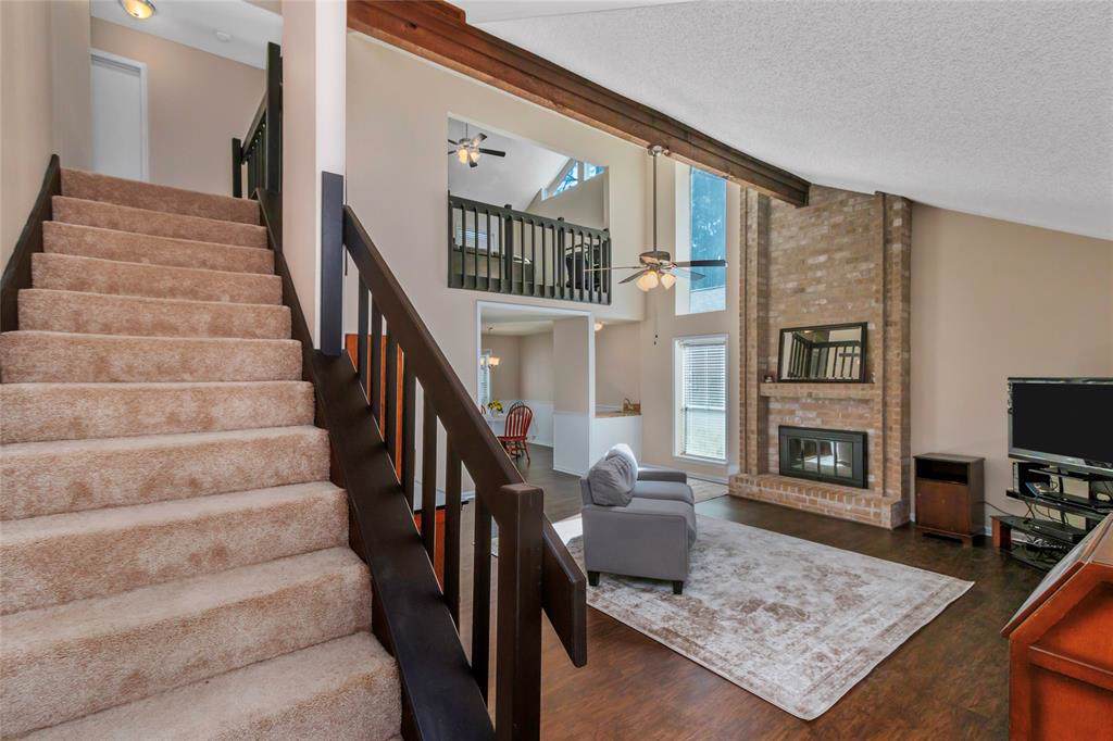 18 Fairmeade Bend - Photo 1