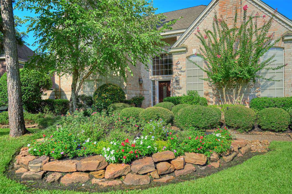 98 Wedgemere Circle - Photo 1