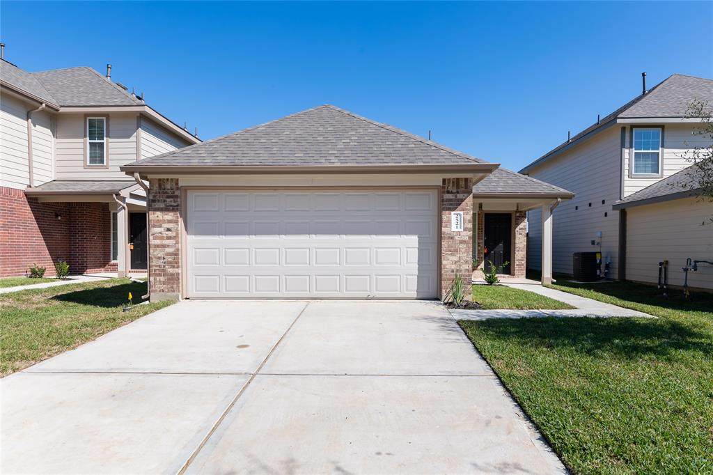2521 Lina Court - Photo 1