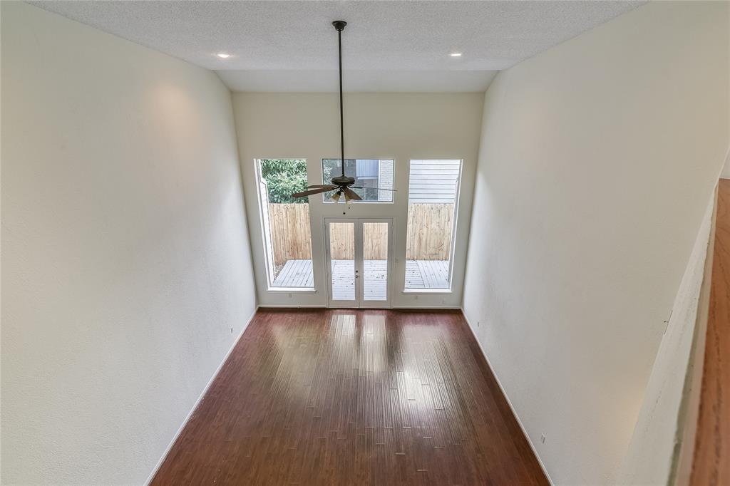 2527 Potomac Drive - Photo 1