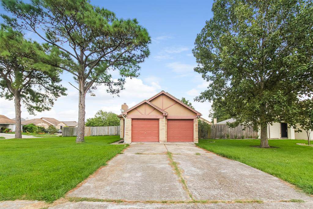 5406 Carousel Circle - Photo 1