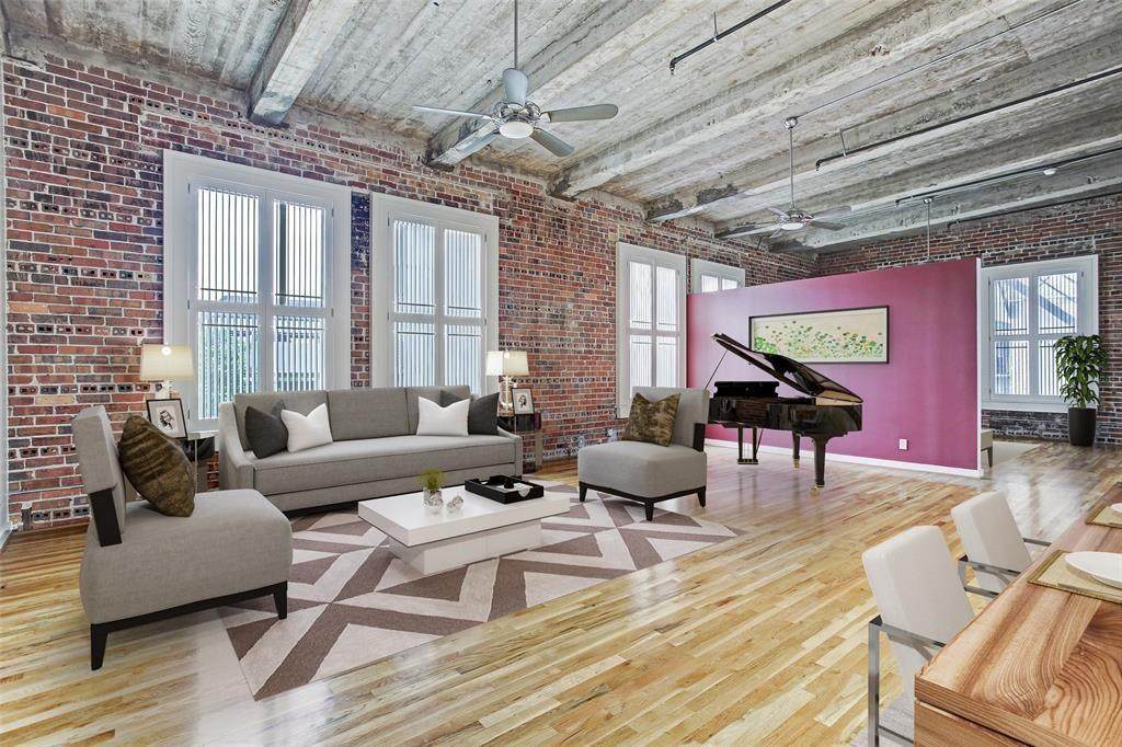915 Franklin Street - Photo 1
