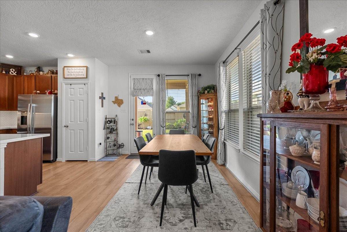 712 Allana Lane - Photo 1