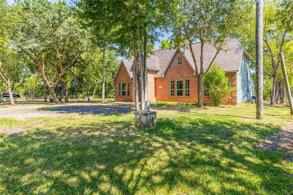 13810 Skyview Drive - Photo 1