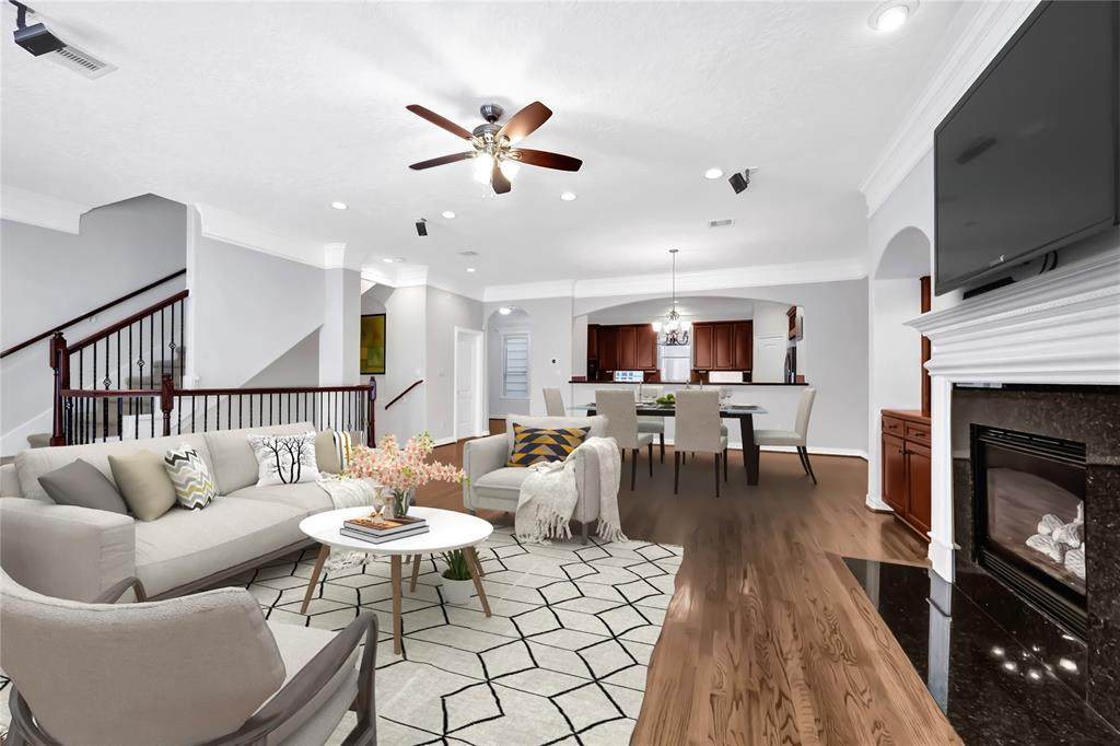 1423 Thompson Street - Photo 1