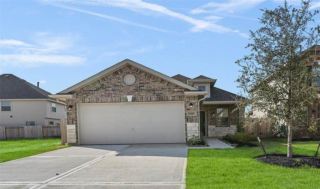 15219 Yellowstone Lake Drive - Photo 1