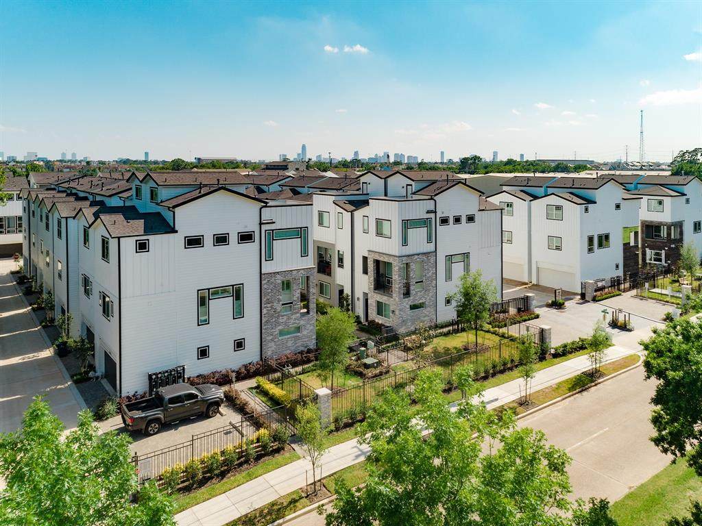 2495 11th Street - Photo 1