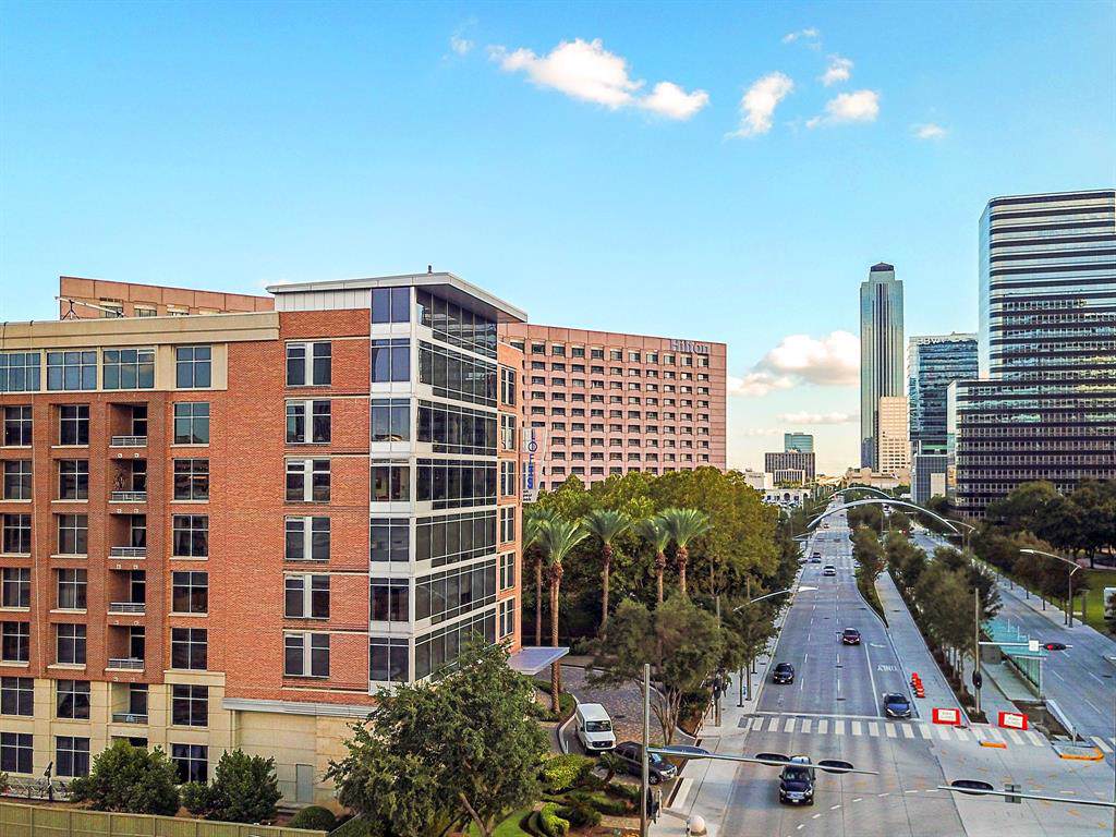 1901 Post Oak Boulevard - Photo 1