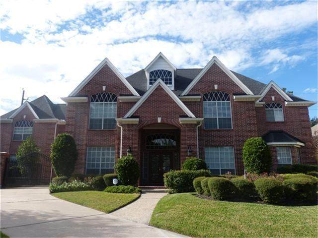 7030 Centre Grove Drive - Photo 1