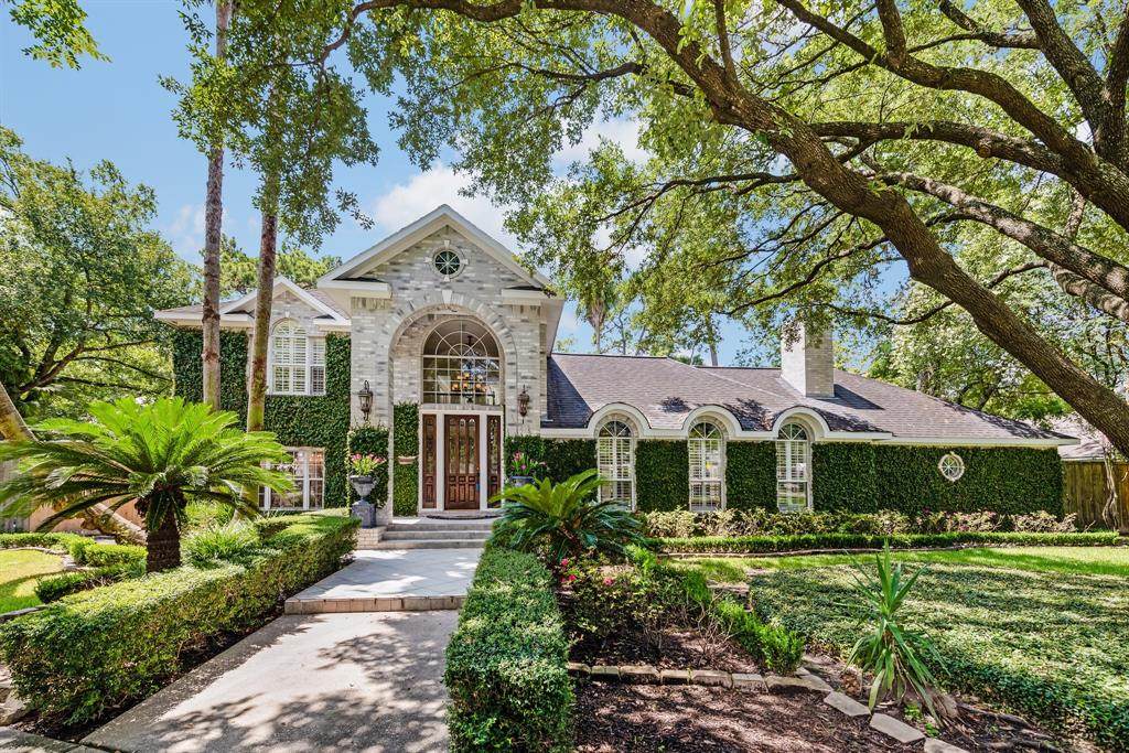 701 Garden Oaks Boulevard - Photo 1