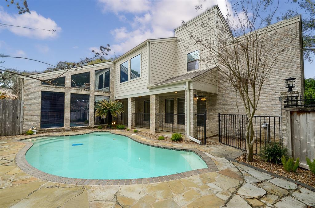 514 Commodore Way - Photo 1