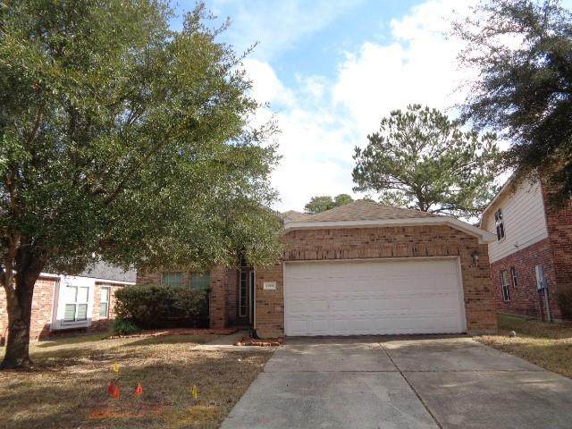 4904 Summer Rain Drive - Photo 1