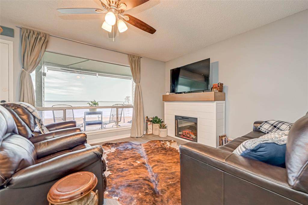 100 Edgewater Drive - Photo 1