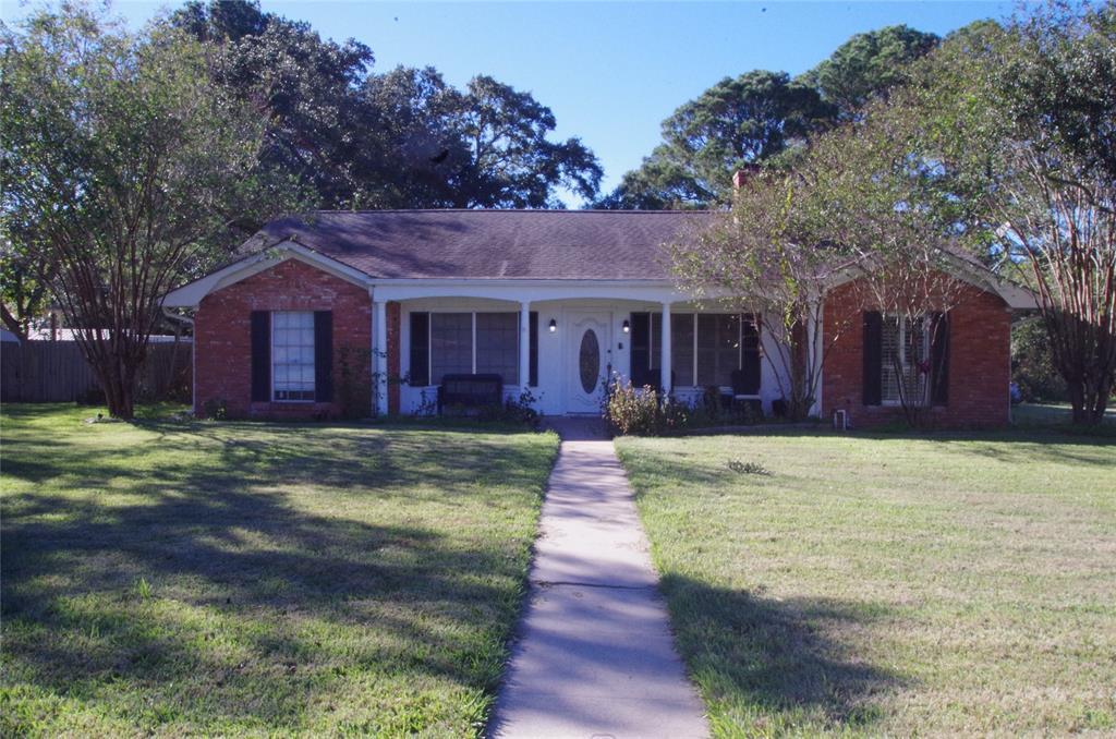 1605 9th Street - Photo 1