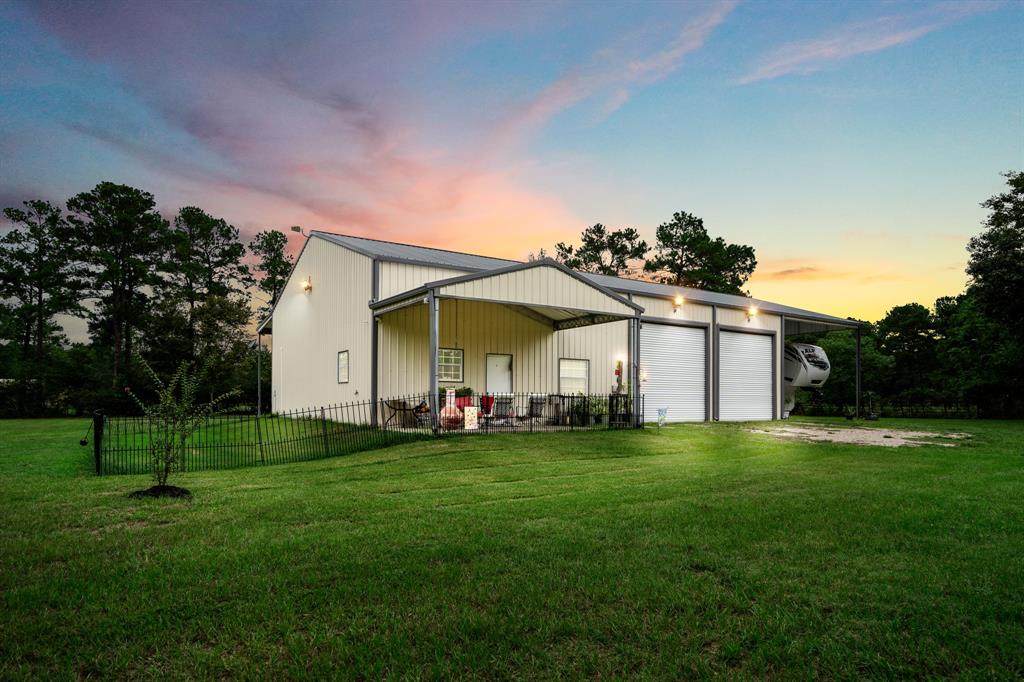 1318 Lakewood Drive - Photo 1