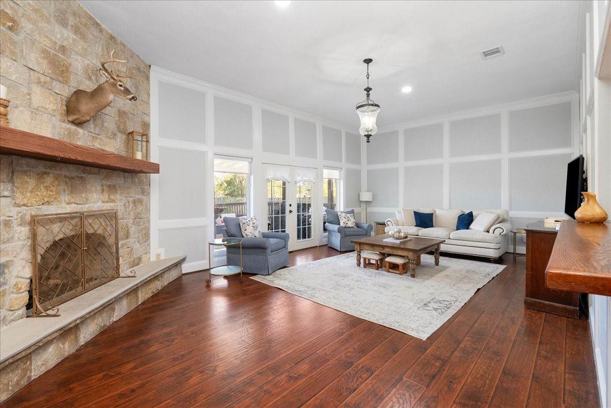 31 Wellington Drive - Photo 1