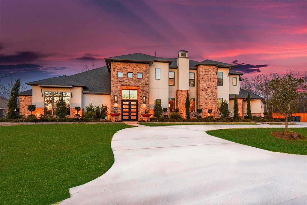 32802 Woodfern Court - Photo 1