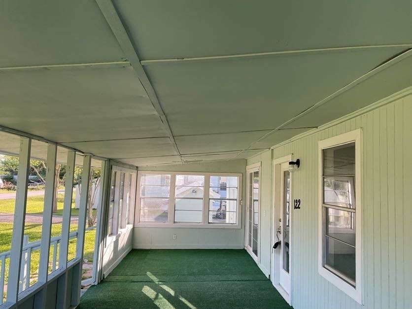 122 Circle Drive - Photo 1