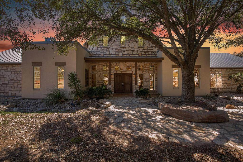 8211 Woods Hollow Trail - Photo 1