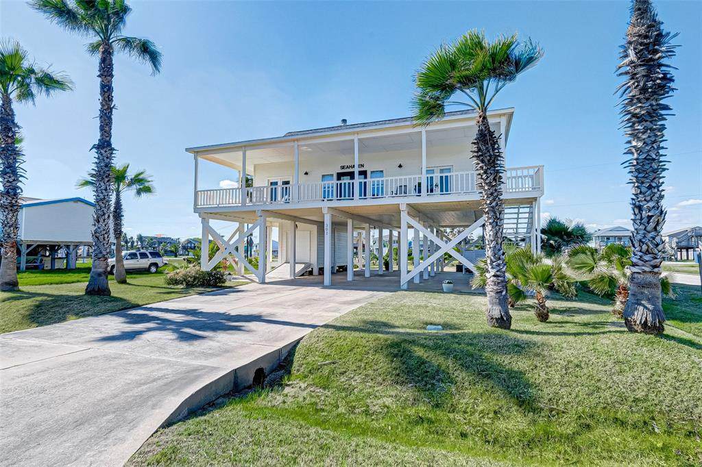 302 Seashell Drive - Photo 1