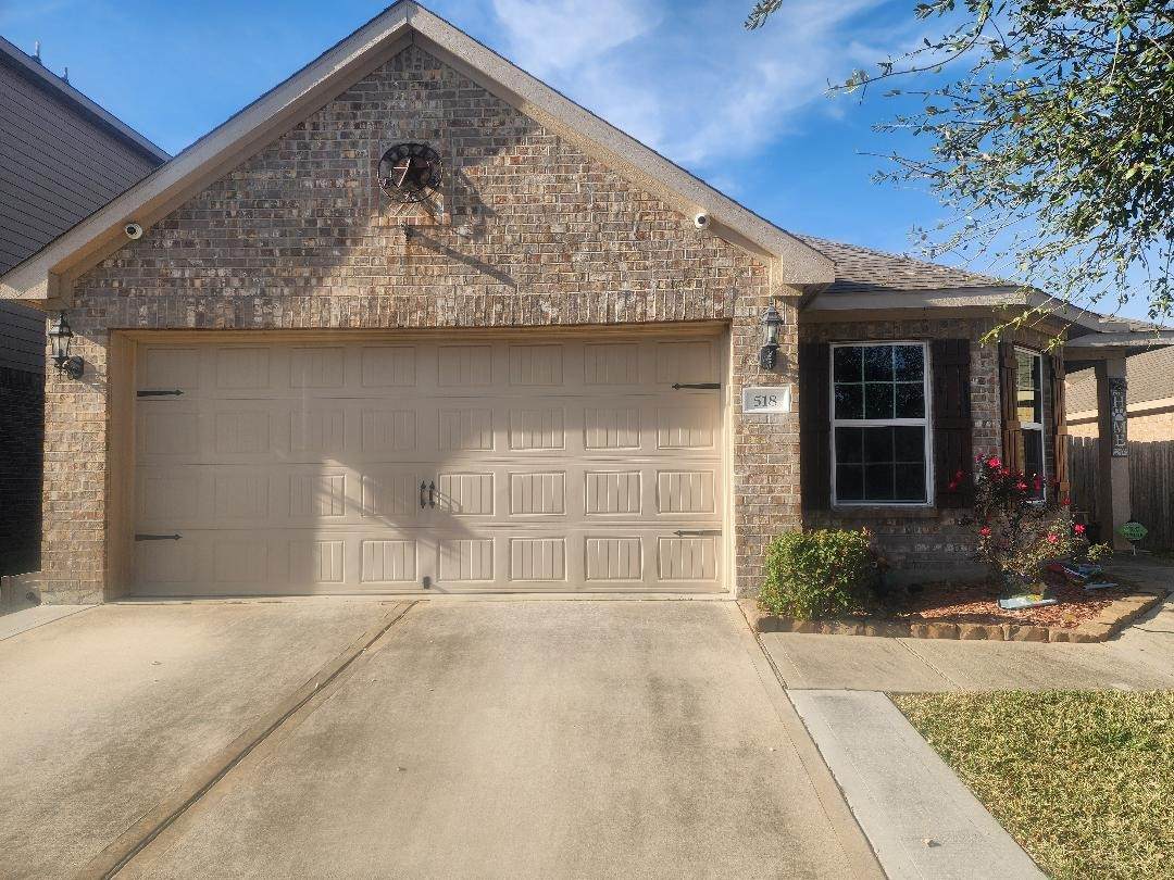 518 Douro Drive - Photo 1