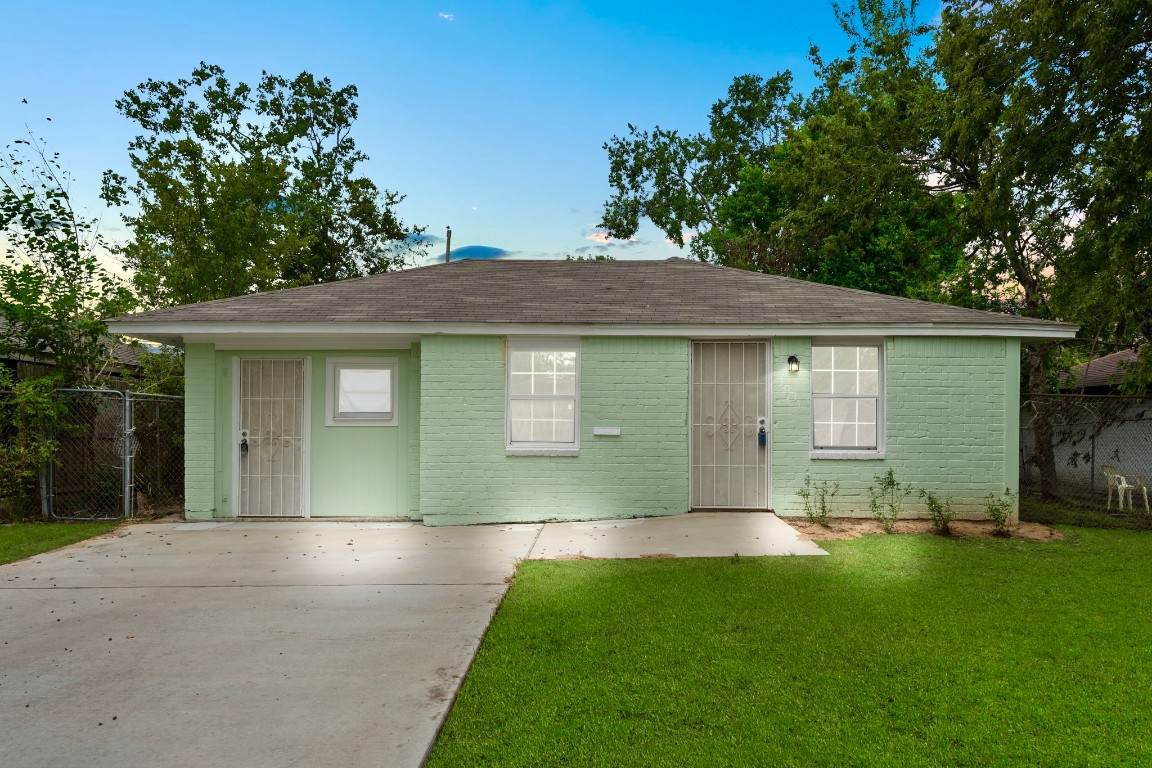 3031 Friar Point Road - Photo 1