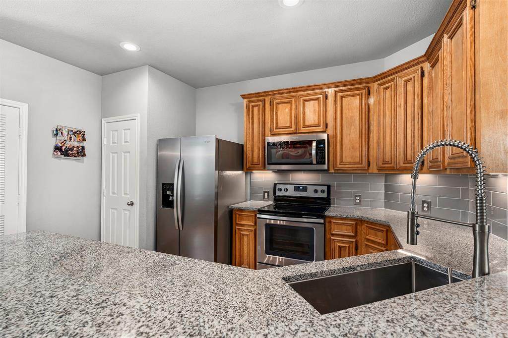 7026 Plum Creek Trail Lane - Photo 1 7026 Plum Creek Trail Lane - Photo 1