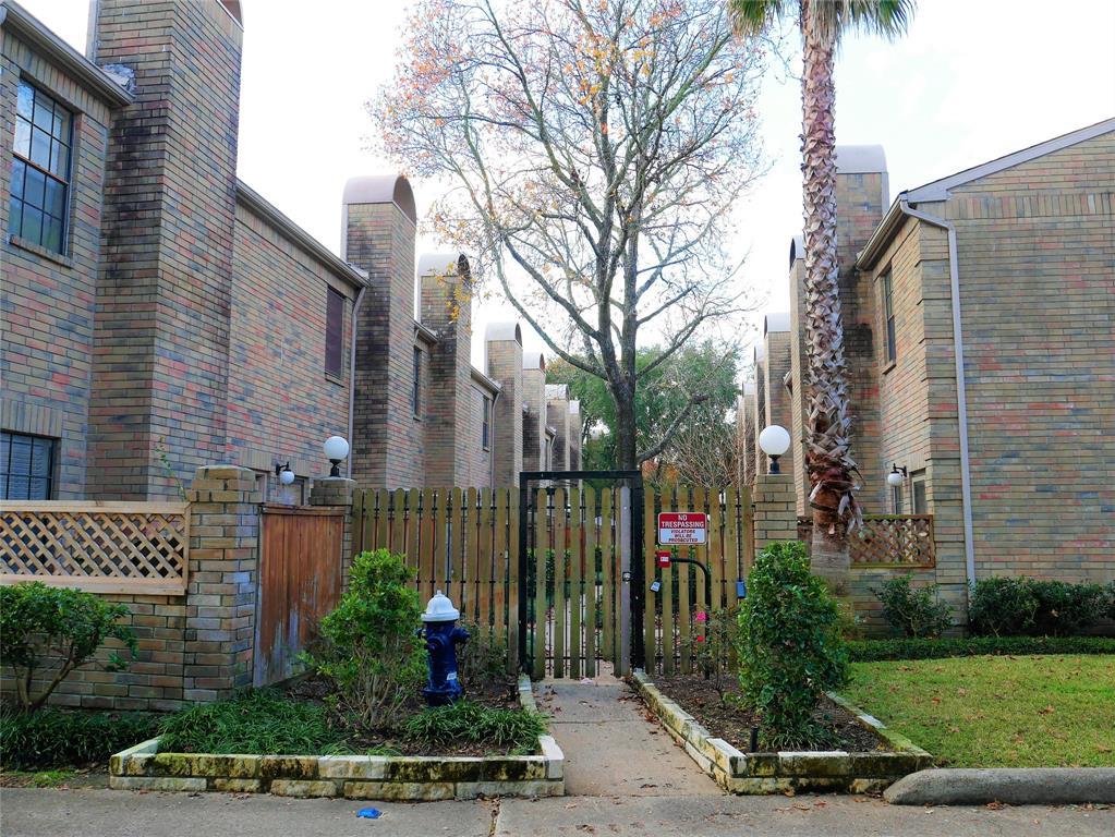 9850 Pagewood Lane - Photo 1