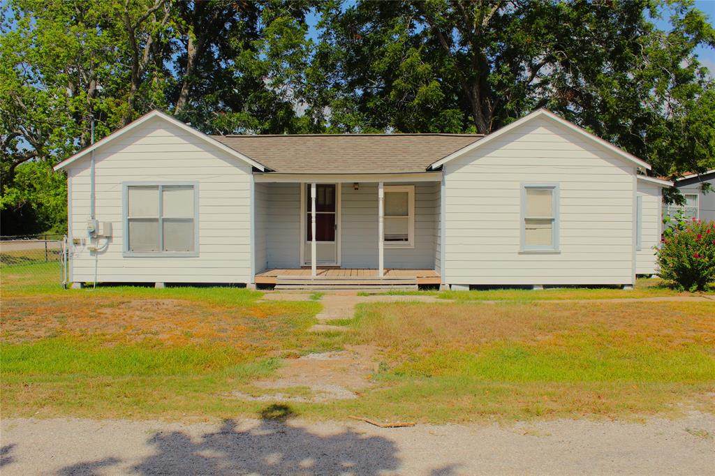 85 9th - Photo 1