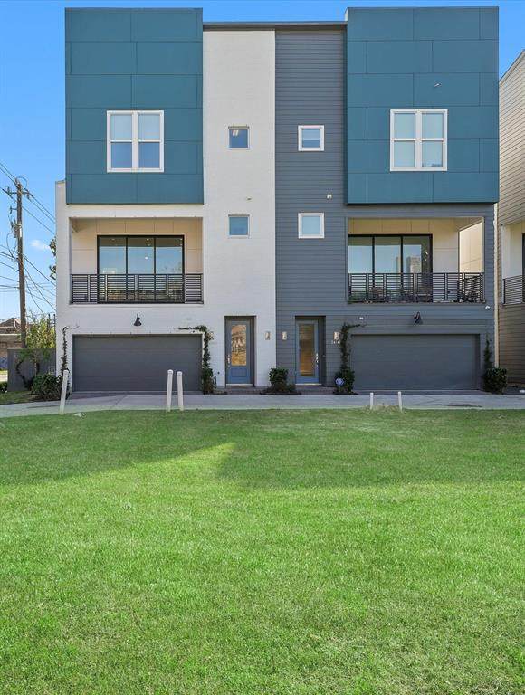 2414 Canal Street - Photo 1