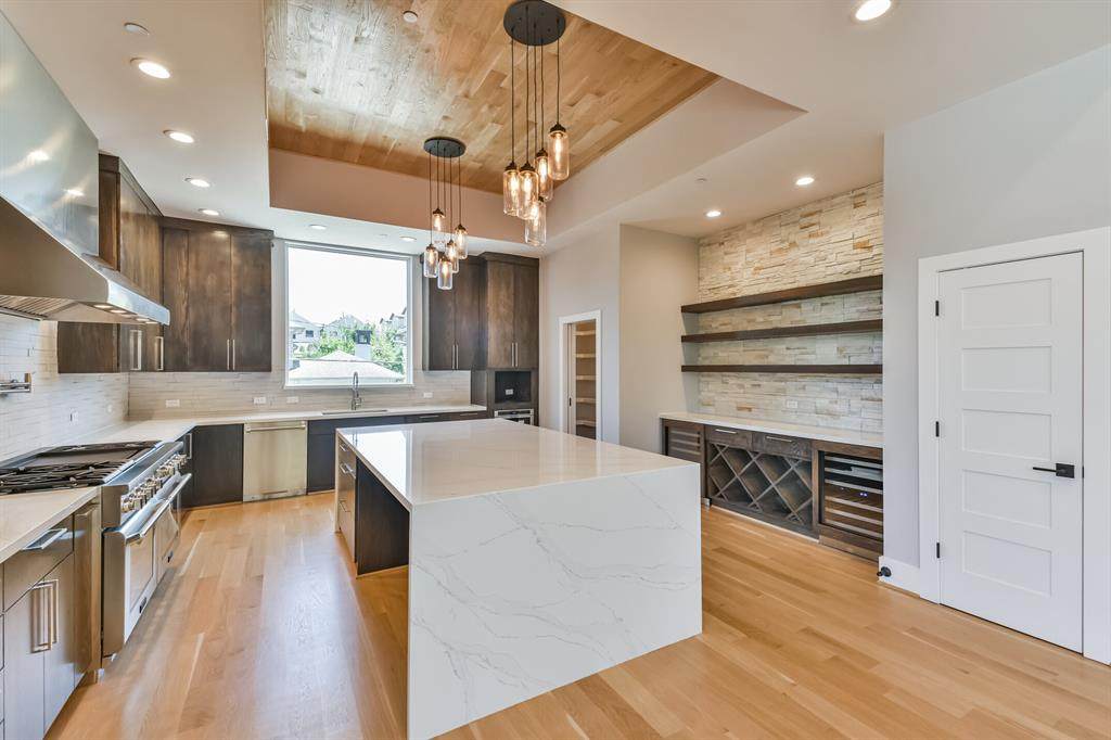 609 Malone Street - Photo 1