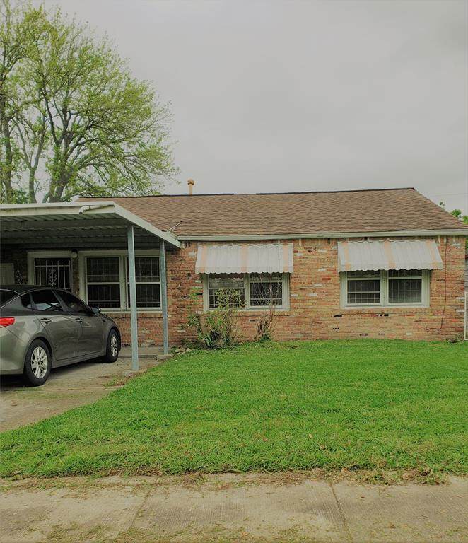 4913 Airport Boulevard - Photo 1