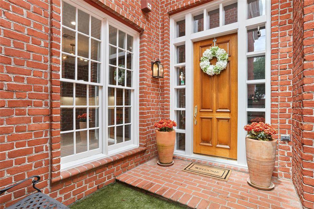 6227 Haskell Street - Photo 1