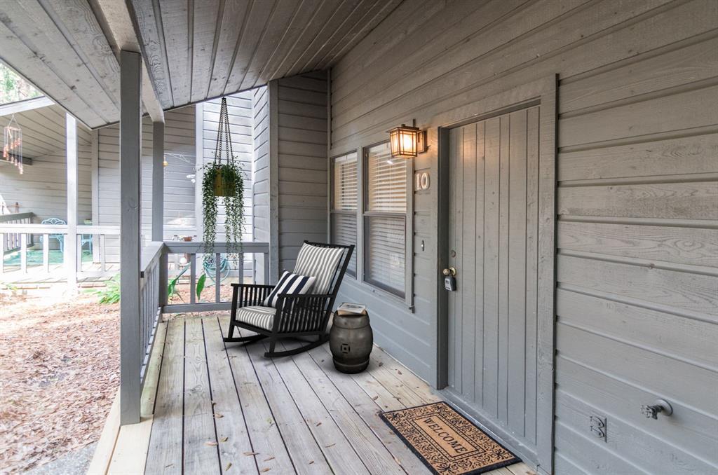 10 Sawmill Grove Ct - Photo 1