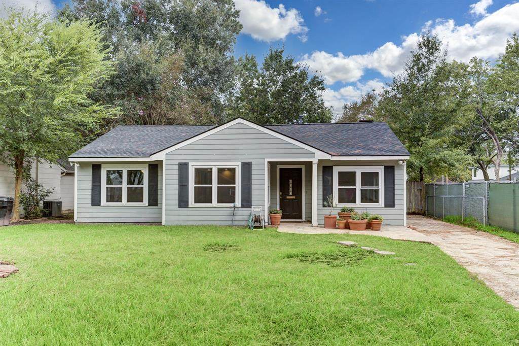 1717 Viking Drive - Photo 1