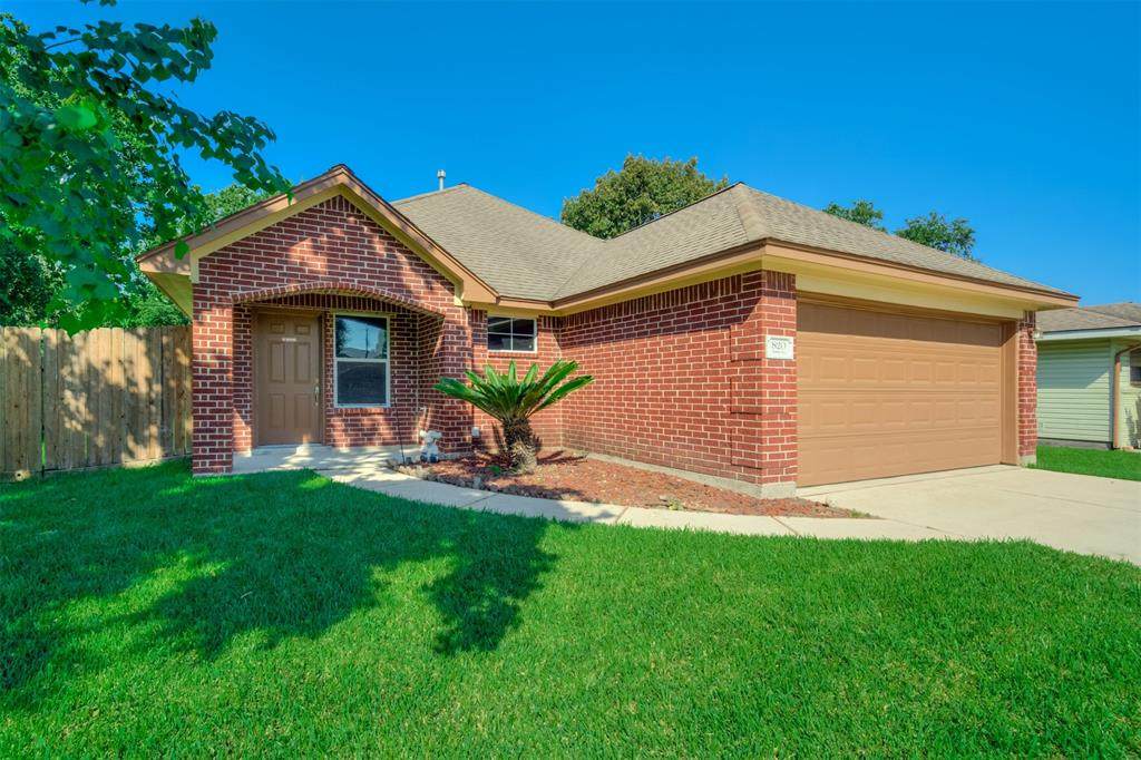 820 4th Street - Photo 1