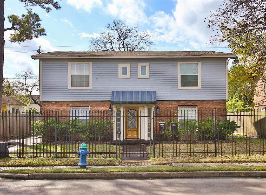 3346-2 Blodgett Street - Photo 1