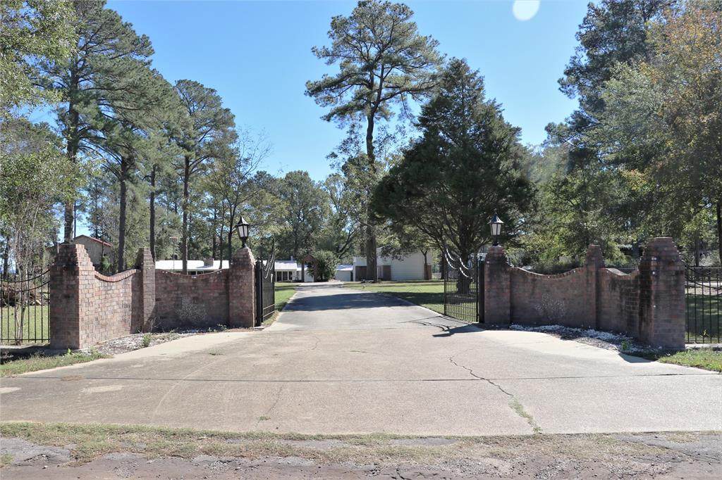322 Sanders Street - Photo 1