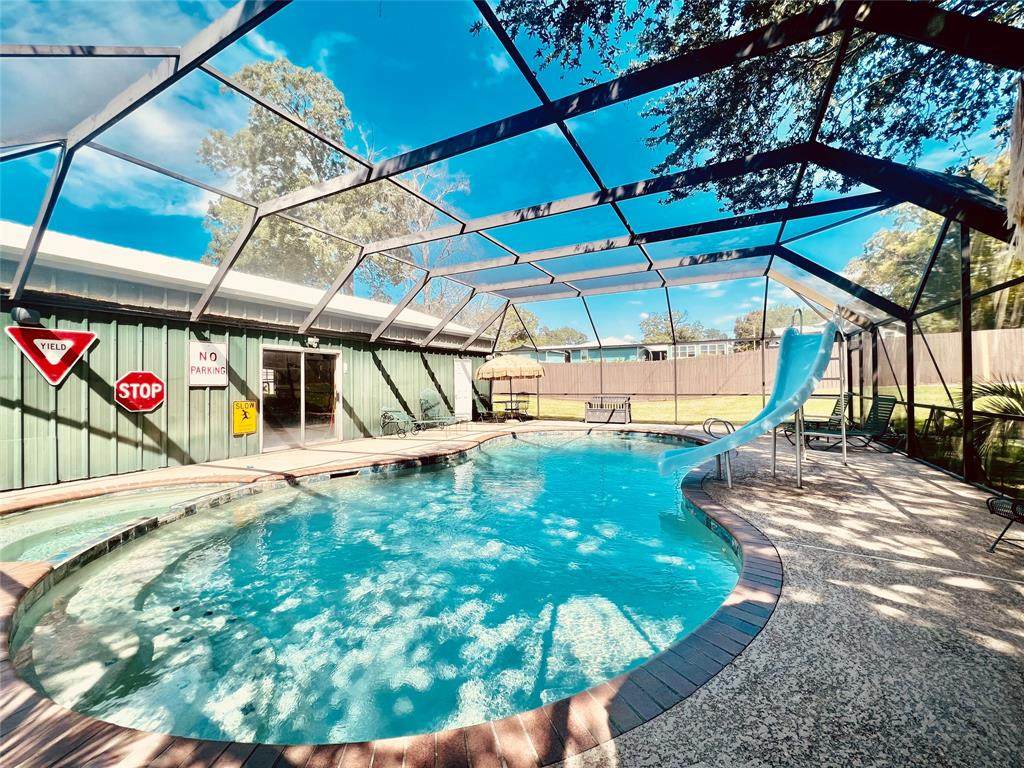 610 Avenue - Photo 1