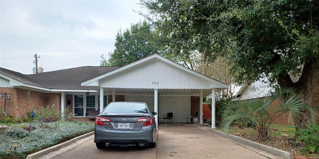 1312 Lafayette Avenue - Photo 1